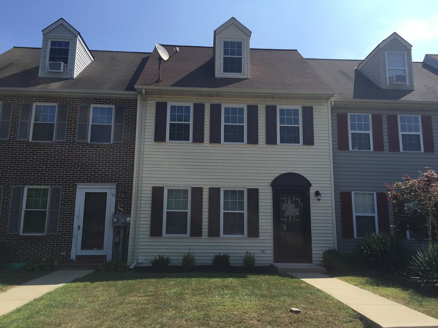 15 Pennwick Dr, Lititz, PA 17543 Zillow