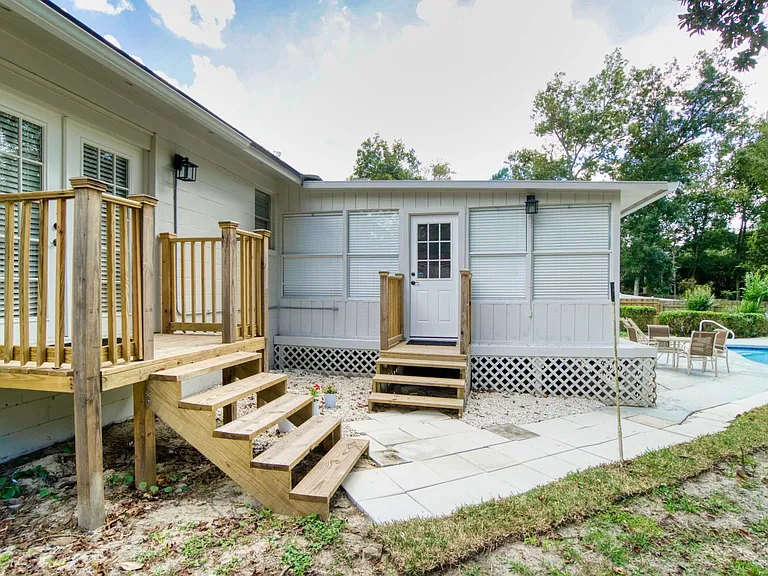 Wilderness Ln W — Photo 17