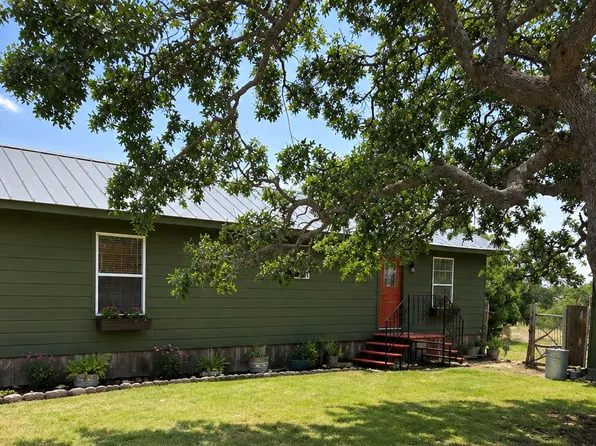 346 Windy Ridge Rd, Fredericksburg, TX 78624