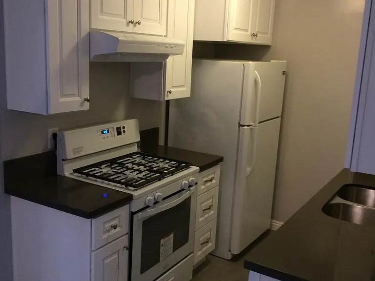 1647 S Bundy Dr #208 — Photo 7
