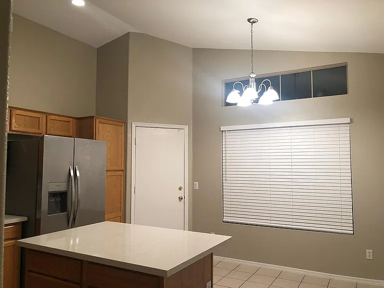 1077 W Swan Dr — Photo 13
