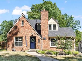 7611 Oak St, Kansas City, MO 64131