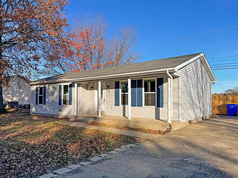 1248 Derek Dr — Photo 29