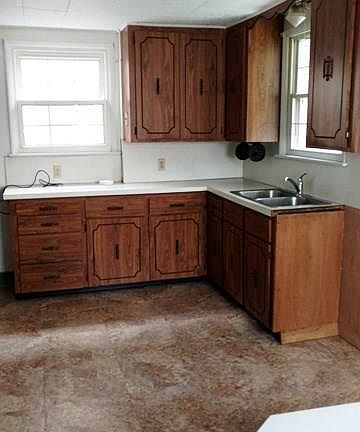 3rd image of 3754 McKoon Ave