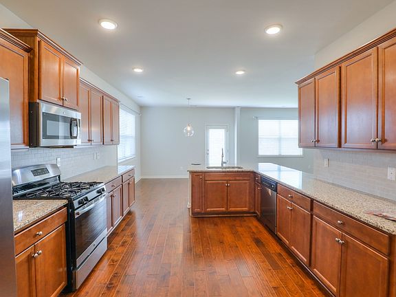 4th image of 5824 Napa Valley Dr