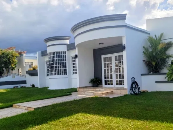 Jardines De Junco #1-4, Arecibo, PR 00612