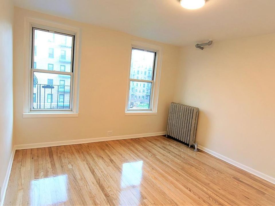 2nd image of 3447 90th St APT H41