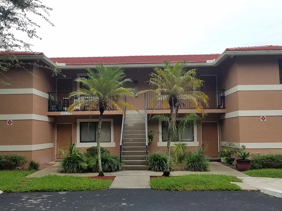 1777 NW 94th Ave