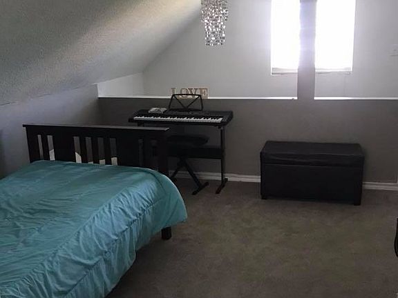 5th image of 1347 Dogwood St