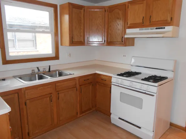 14128 S Hoxie Ave, Chicago, IL 60633