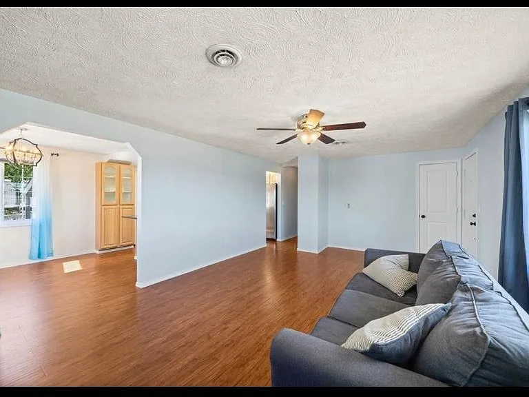 5820 N Moore St — Photo 10