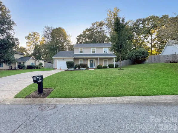 7806 Lobilia Ln, Charlotte, NC 28214