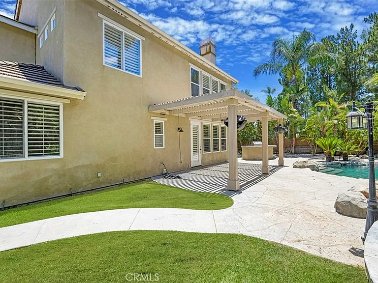 19 Garnet — Photo 28