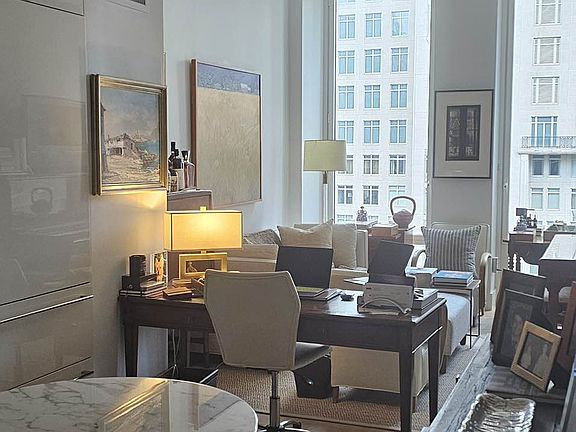 5th image of 15 W 61st St APT 14C