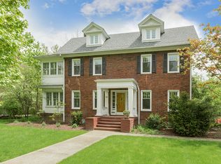 2857 Litchfield Rd, Shaker Heights, OH 44120