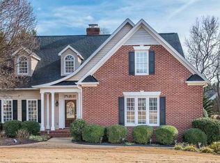 211 Brushy Meadows Dr, Greer, SC 29650