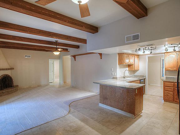 4th image of 10224 N 87th St