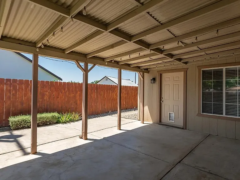 693 Basil Ct — Photo 12
