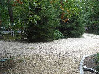 2nd image of 11 Van Scoys Path W
