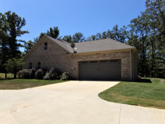 5th image of 132 Edom Hill Dr