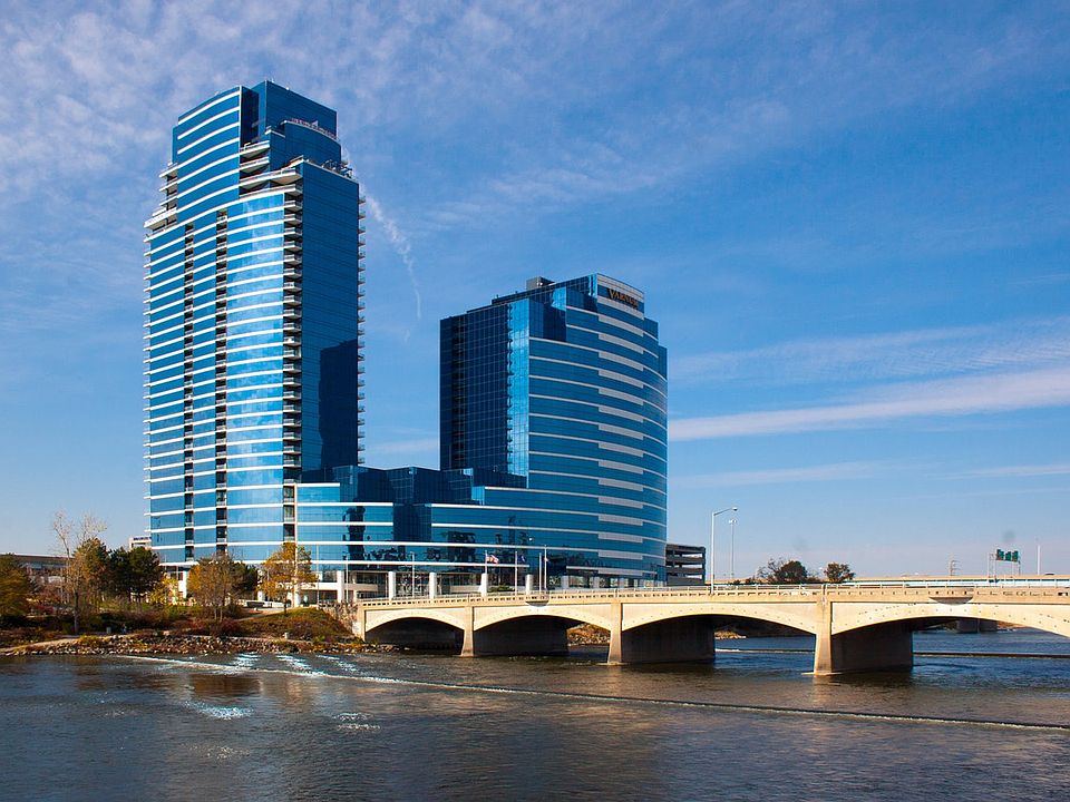 1st image of 335 Bridge St NW #1305