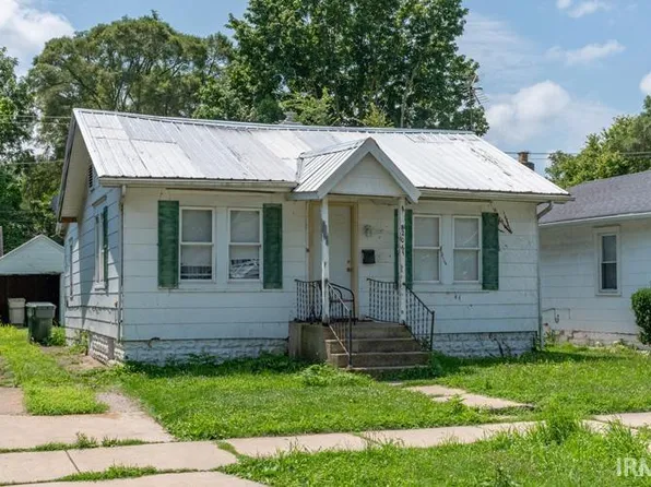 1206 Queen St, South Bend, IN 46616