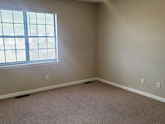 4th image of 112 Hillridge Ct #A