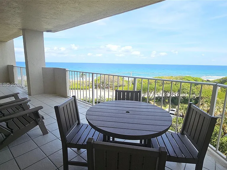 4001 N Ocean Blvd #702 — Photo 35