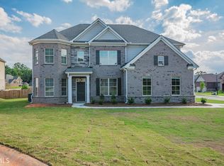 170 Fanleaf Dr, Fairburn, GA 30213