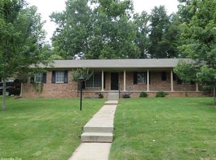 1802 Biscayne Dr, Little Rock, AR 72227