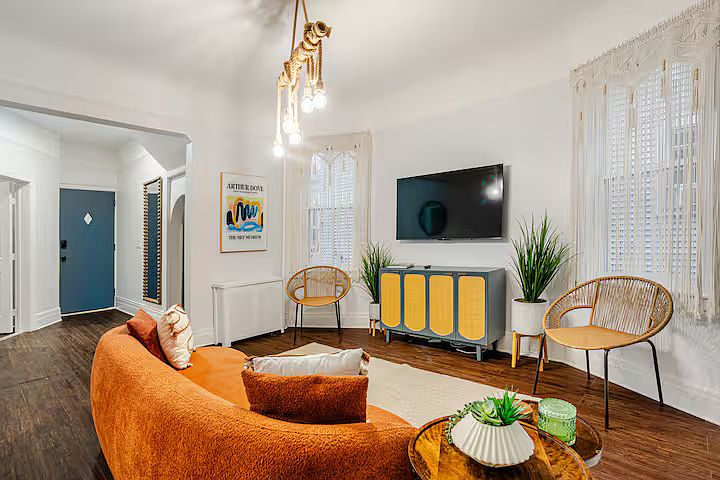 1st image of 83 W 30th St #1