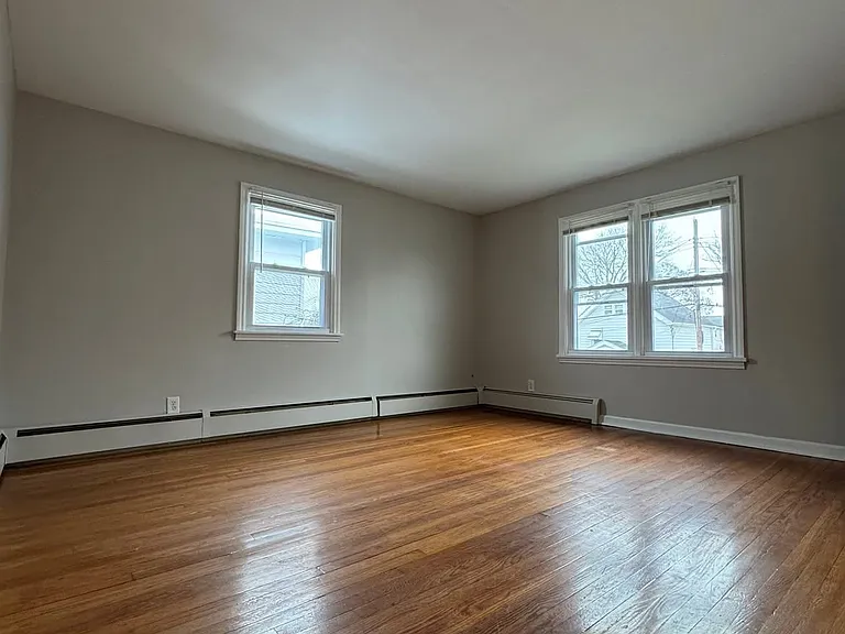 218 W Filbert St #4 — Photo 4