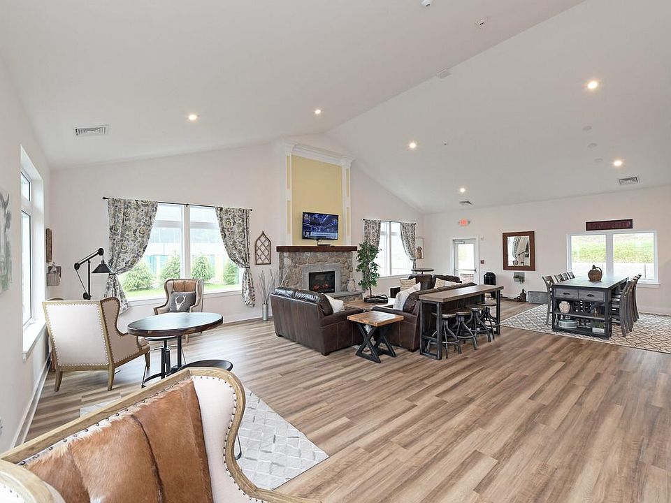 Reynolds Farm 84 Mulberry Dr North Kingstown RI Zillow