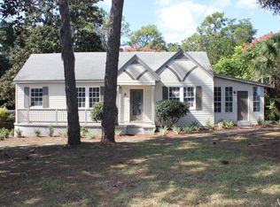231 River Hills Dr, Jacksonville, FL 32216