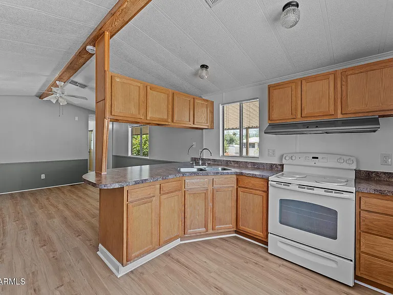 33412 N 223rd Dr — Photo 3