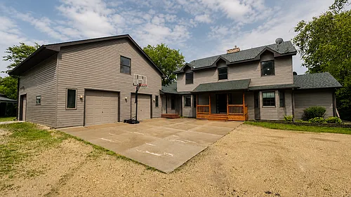 9533 Lansing Ave N Photo 1