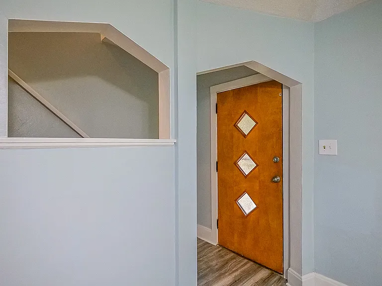 2745 Enslin St — Photo 11