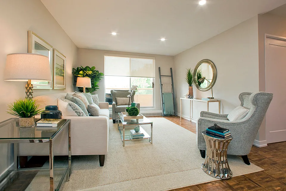 Acton Apartments — Photo 3