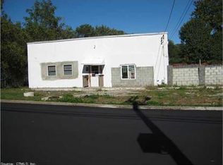 151 Greta St, West Haven, CT 06516