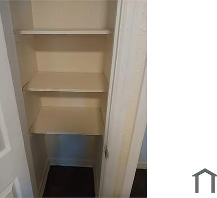 1084 W 21st St #4 — Photo 7