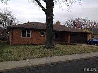 3909 N Lynnwood Pl, Peoria, IL