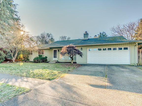 2nd image of 14903 NE 48th St