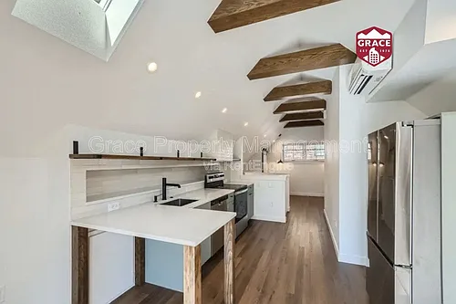1312 1/2 S Grant St Photo 1
