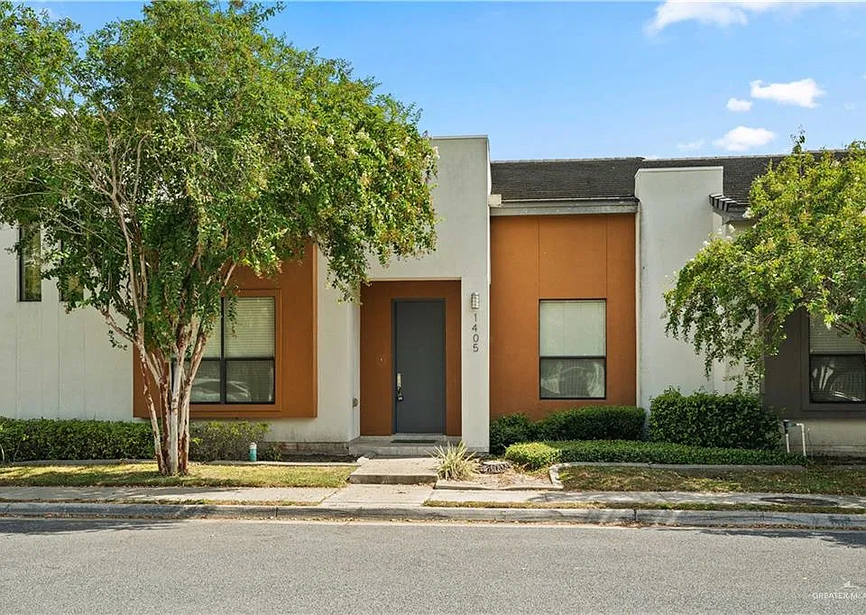 1405 Ozark Ave