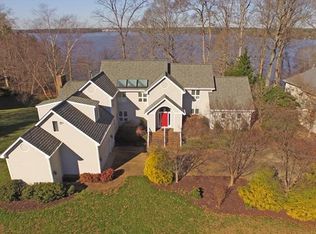 13710 Beechwood Point Rd, Midlothian, VA 23112