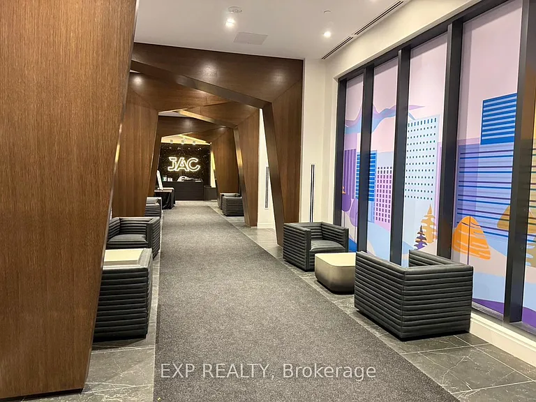 308 Jarvis St #818 — Photo 18