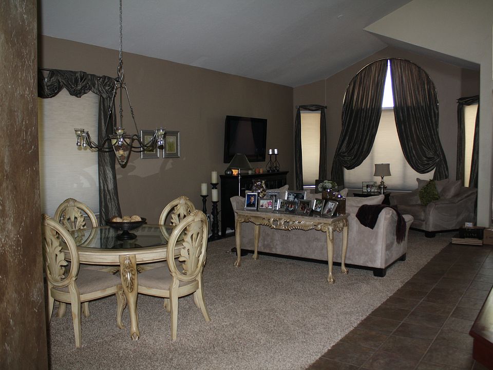 living/Dining rooms