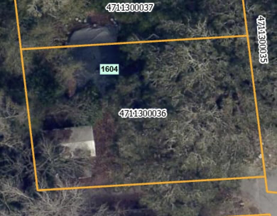2nd image of 1604 Varner Ln
