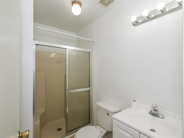 6919 Taylor Manor Ave — Photo 8