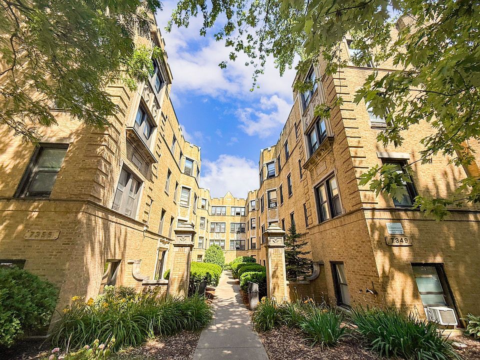 1st image of 7349-55 N Damen Ave #18